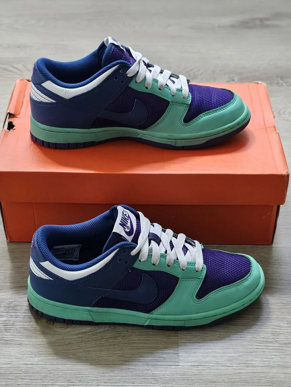 Vintage 2007 Nike Dunk Low Atlantic Blue Purple Women’s 7.5